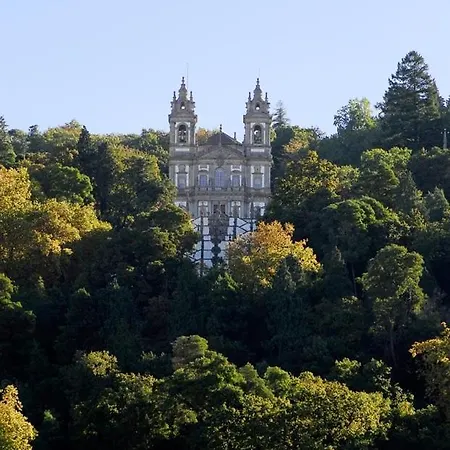Templo & ホテル