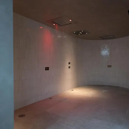 ホテル Templo &