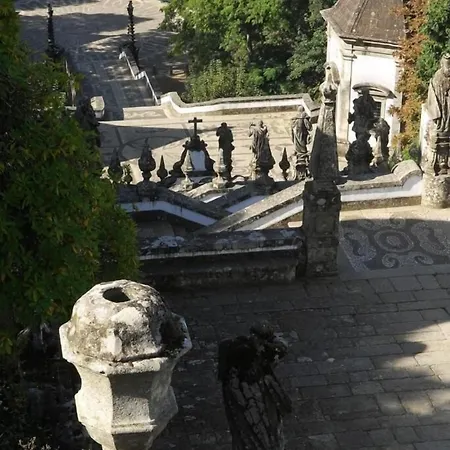 Templo & Отель Брага